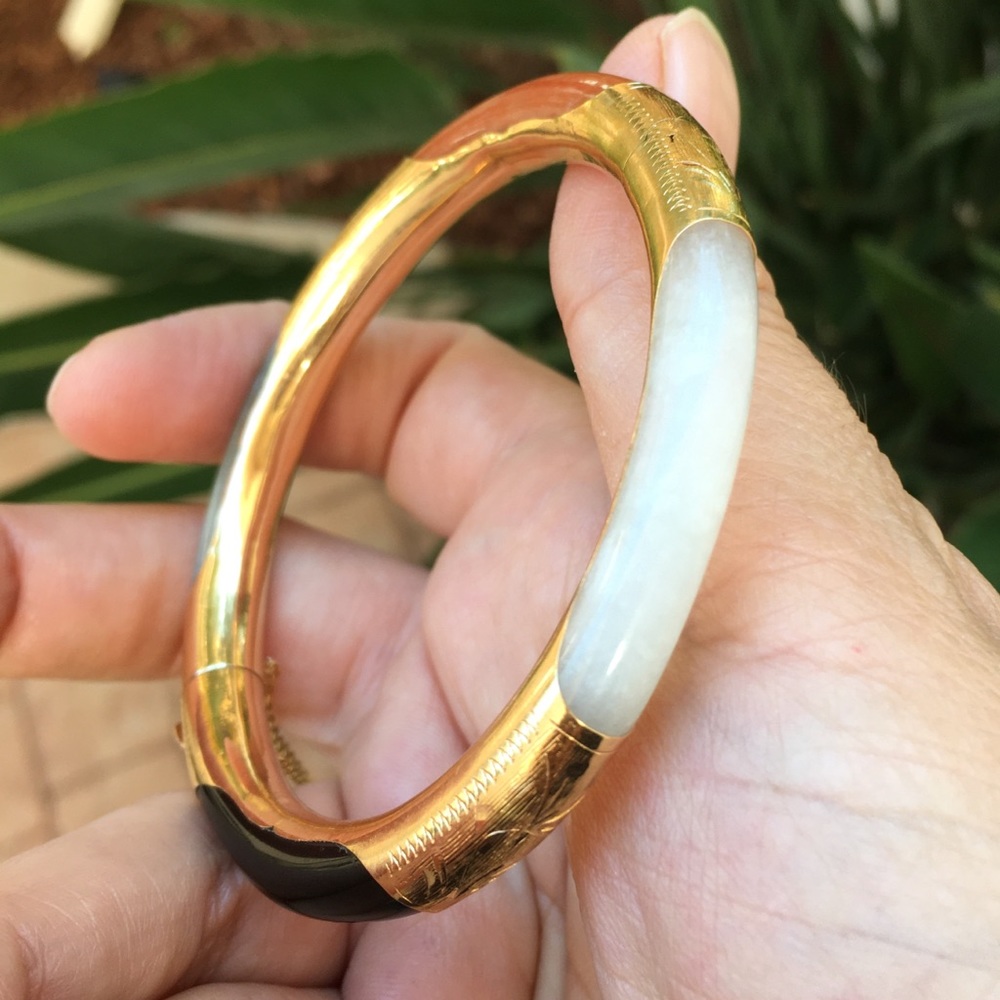 Multi color jade solid 14k hinged bangle bracelet - Picture 9 of 15